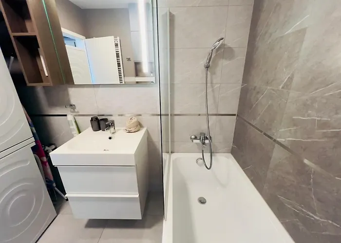 Karzo Lu 209 Free Garage * 부다페스트