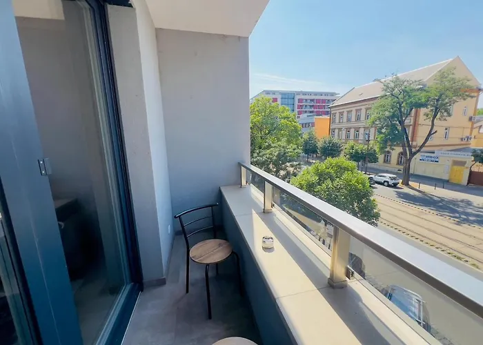 Karzo Lu 209 Free Garage * 부다페스트