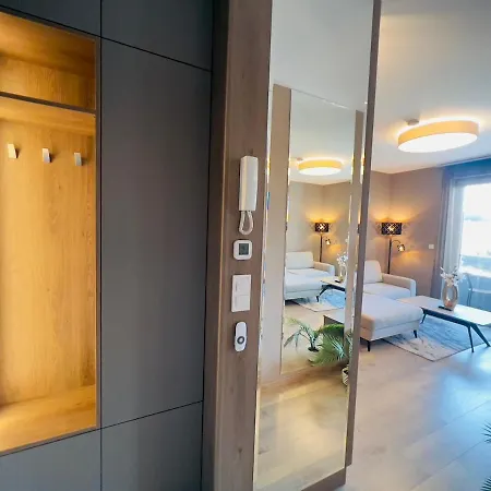 Karzo Lu 209 Free Garage Apartment Budapest