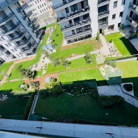 Karzo Lu 209 Free Garage Apartment *