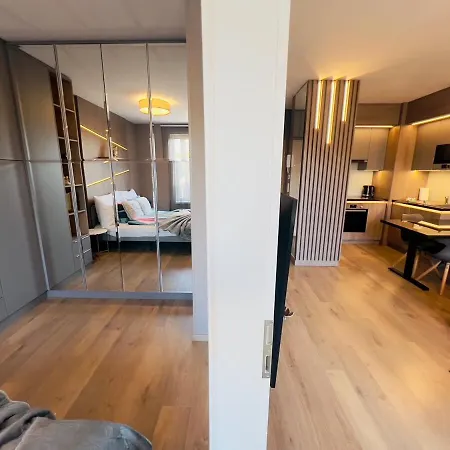 Karzo Lu 209 Free Garage *