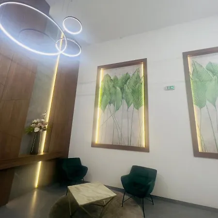 Karzo Lu 209 Free Garage * Budapest