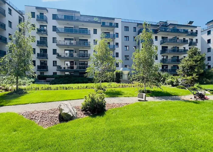 Karzo Lu 209 Free Garage Apartman