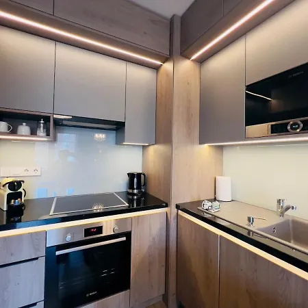 Апартаменты Karzo Lu 209 Free Garage